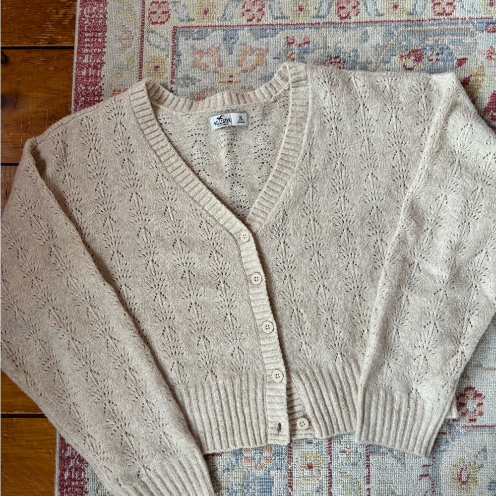 Hollister Cream Cardigan Sweater with V-Neck and Ribbed Cuffs